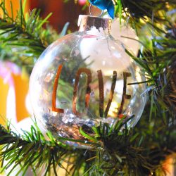 easy diy metallic confetti ornament