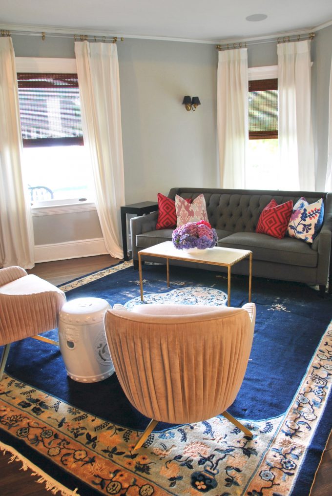 gray-blue-nude-magenta-living-room