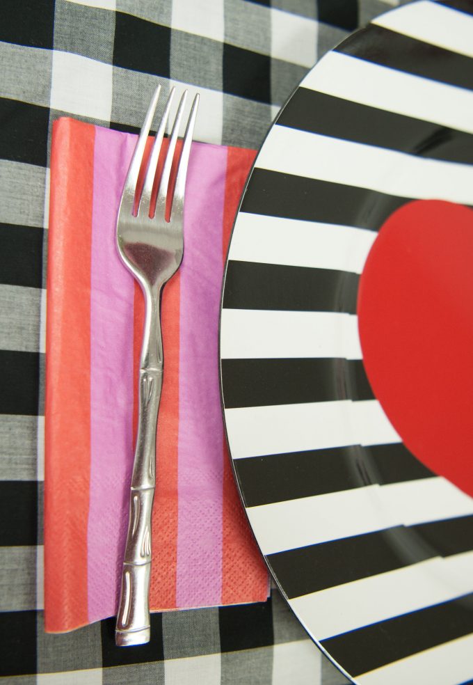 heart place setting