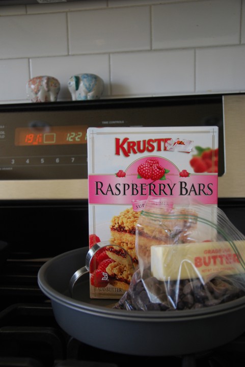 effortless raspberry bars