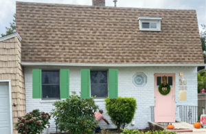 adding-shutters-to-your-house-to-update-your-curb-appeal