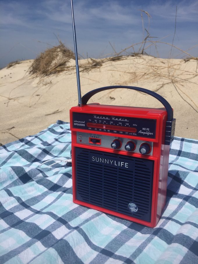 sunnylife retro radio