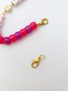 how-to-make-a-beaded-name-bracelet