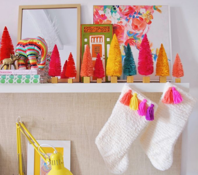 diy-yarn-tassel-stocking