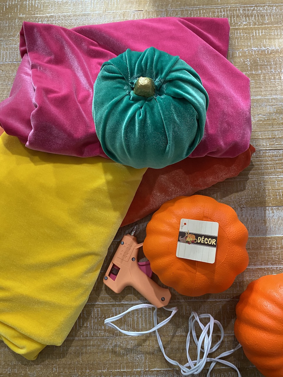 craft-supplies-for-diy-no-sew-velvet-pumpkin