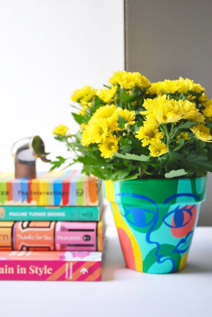 easy-painted-face-pot-project