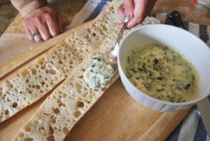 easy-spinach-and-artichoke-cheesy-bread