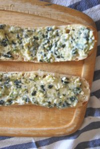 spinach-and-artichoke-cheesy-bread
