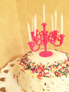 chandelier candle cake holder