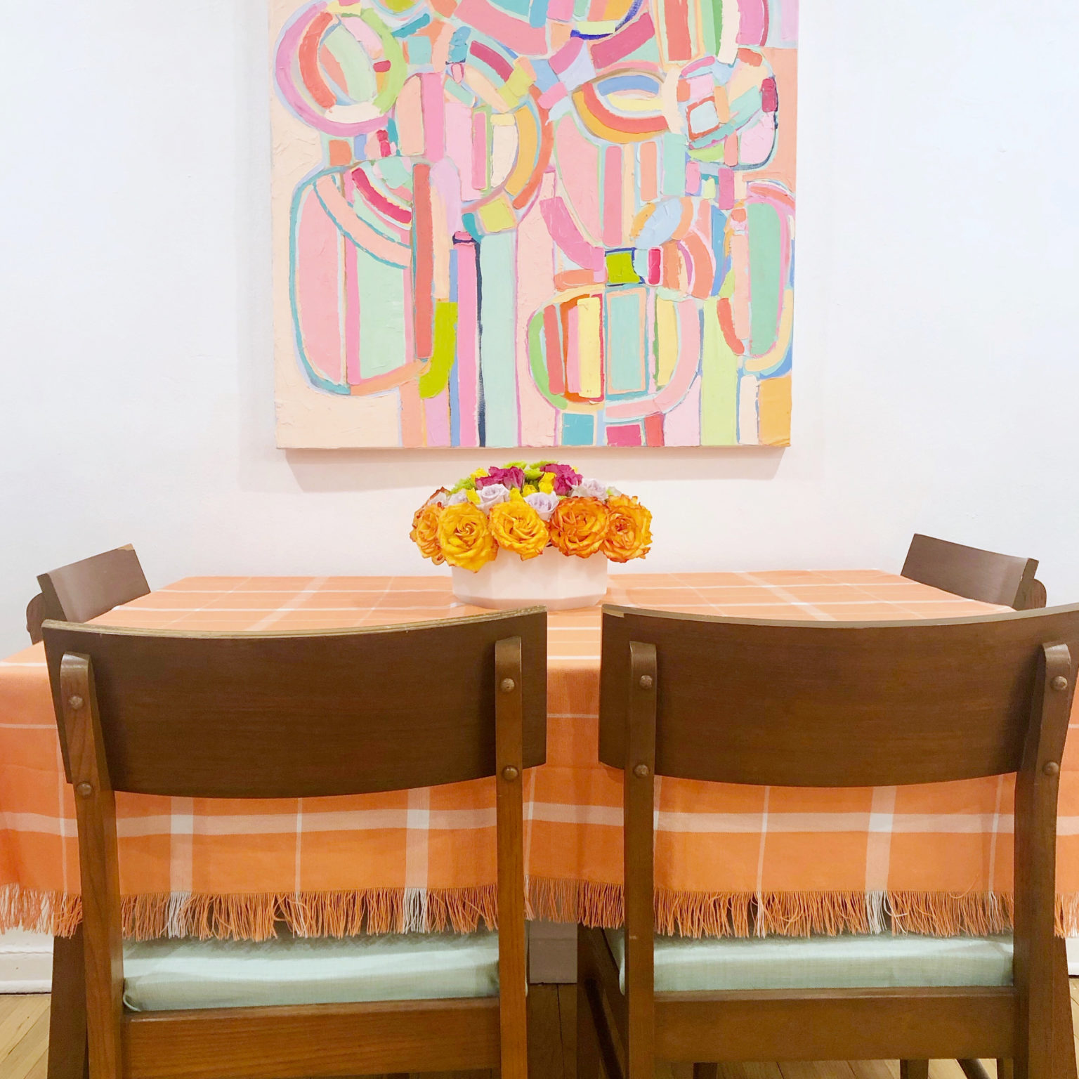 Easy Flower Arrangement in a Shallow Bowl Showit Blog