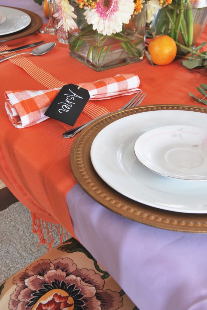 tablesetting-lilac-and-orange