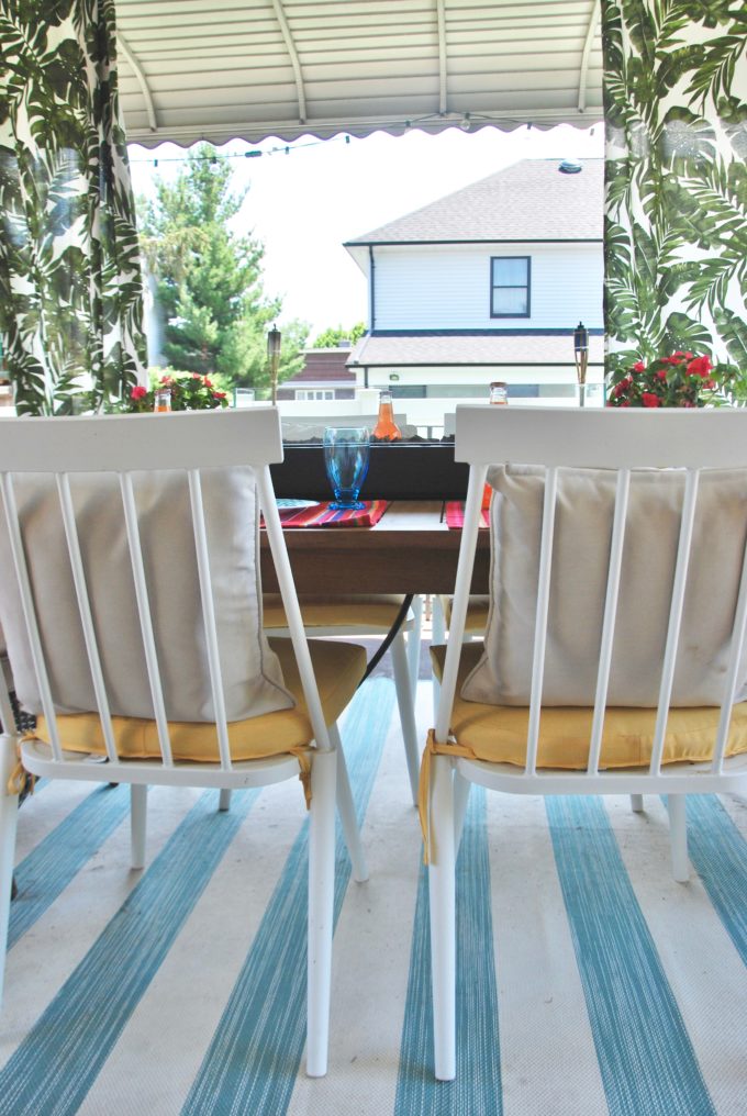outdoor-dining-area-target