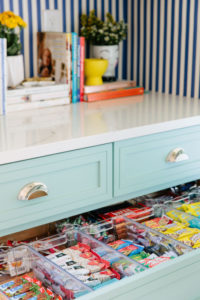 snack-drawer-diamond-masterbrand-cabinets