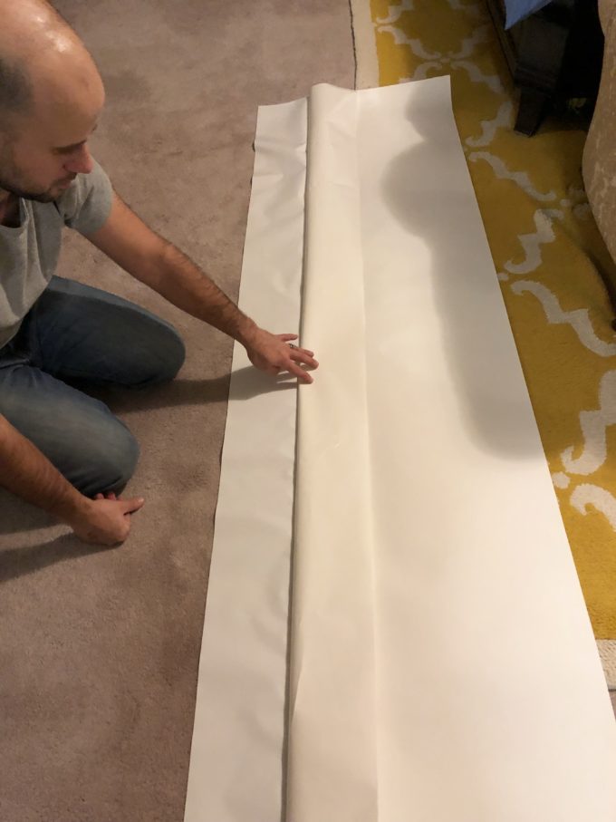 THE-BEST-WAY-TO-INSTALL-REMOVABLE-WALLPAPER