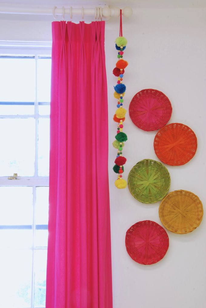 colorful-basket-wall-wall-display